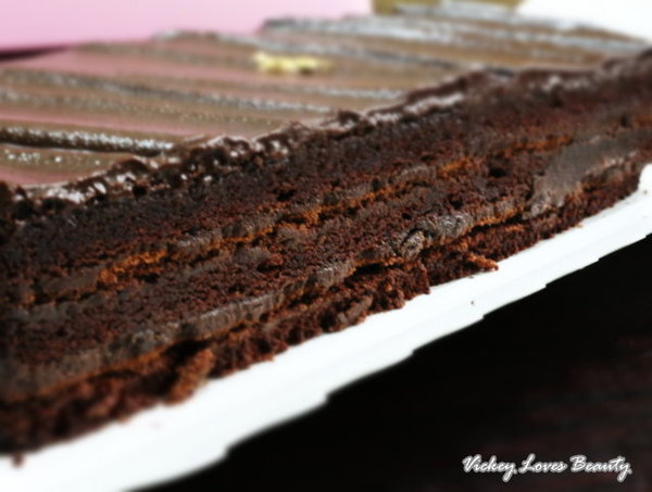 【艾波索烘焙坊】經典黑金磚巧克力蛋糕+牛奶千層泡芙雙組合