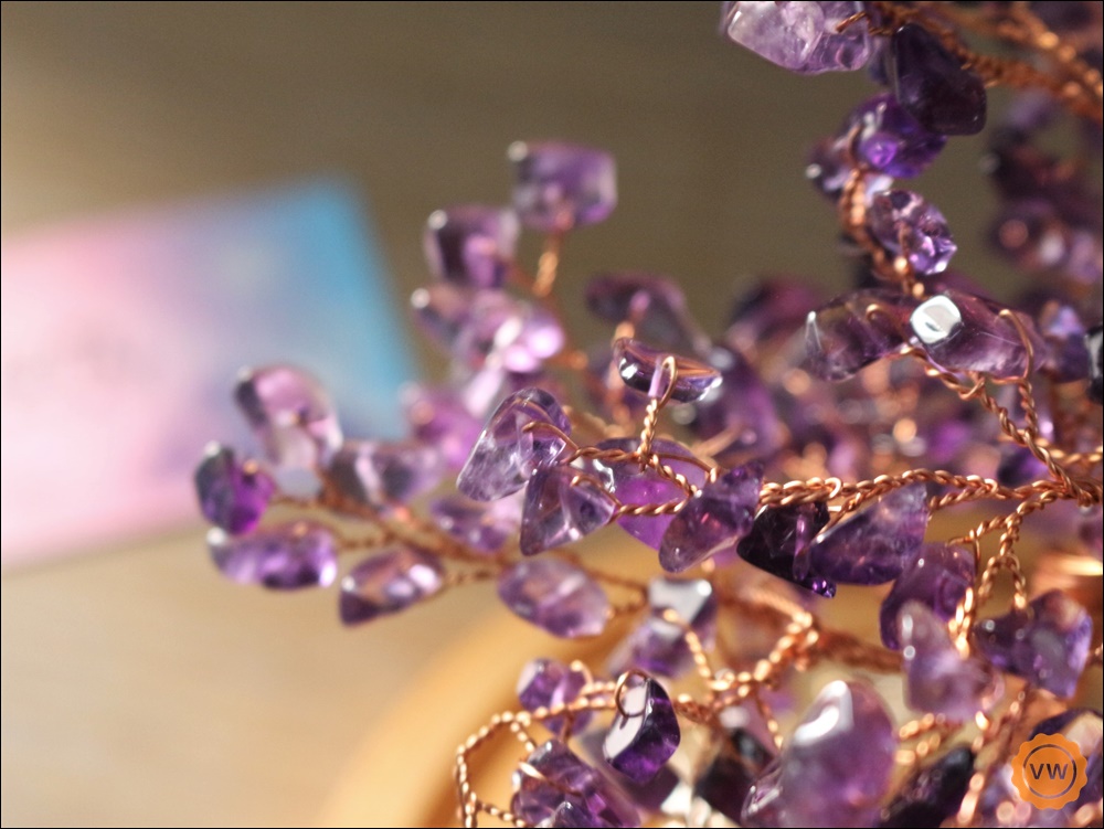 居家好物│碧虹線上 開運招財水晶樹：紫水晶 是擺飾，也是招財好物！
