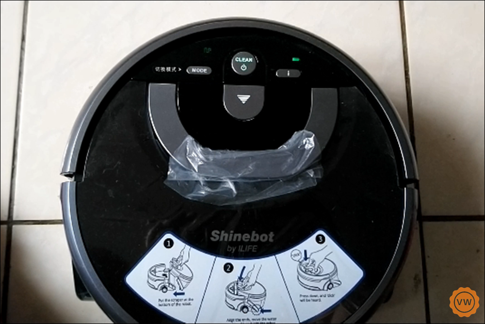 洗地機器人推薦：ILIFE W400 四行程專利洗地機器人 獨特髒污水箱分離設計，每次都用乾淨的水拖地