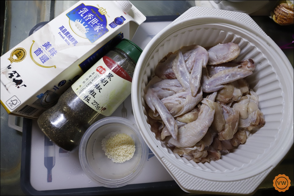 料理食譜│憶霖異國醬料：韓式調味炸雞、柚香和風沙拉