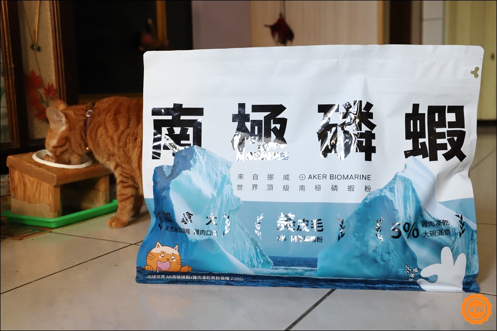 貓飼料推薦│肉球世界：AK南極磷蝦X雞肉凍乾無穀貓糧
