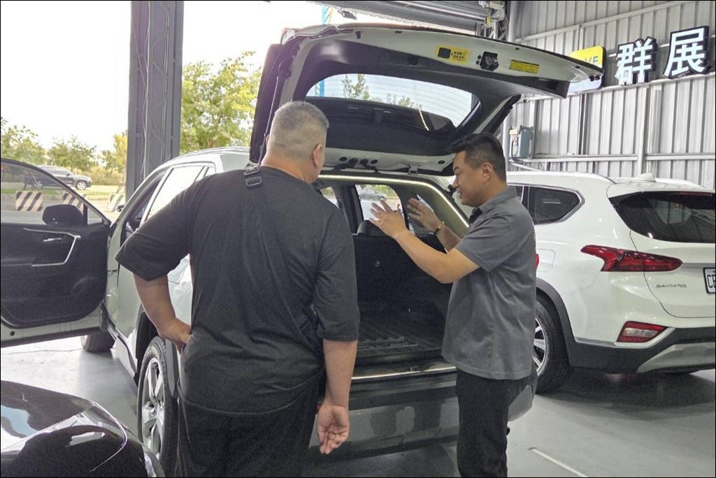 台中南屯優質中古車商買賣推薦 群展國際車業 台中南屯優質中古車商買賣推薦 群展國際車業