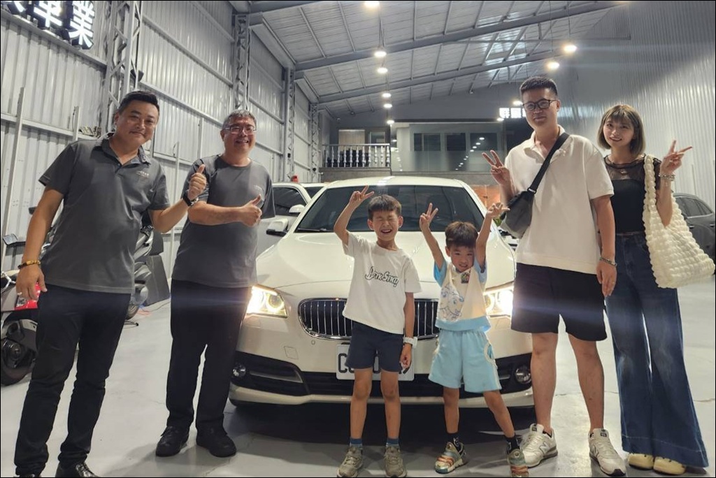 台中南屯優質中古車商買賣推薦 群展國際車業 台中南屯優質中古車商買賣推薦 群展國際車業